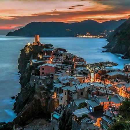 Santa Marta Rooms - Vernazza Exterior photo